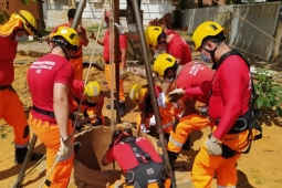 Militares de 6º Pelotão de Resplendor treinam Salvamento Terrestre