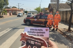 Bombeiros participam de blitz educativa com ênfase na Prevenção a incêndioas florestais