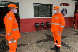 Militares do 4°BBM se despedem de seu Comandante com muitas emoções e lembranças