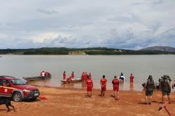 Bombeiros militares participam do curso especial para tripulação de embarcações