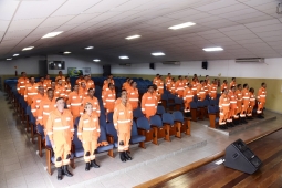Comandante-geral do CBMMG ministra aula inaugural do CPDEC