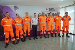 CBMMG e governador recebem bombeiros que atuaram na Missão Turquia