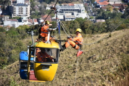 Militares de Poços de Caldas realizam treinamento em Teleférico