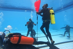 2º BBM realiza requalificação de mergulhadores