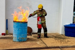 Bombeiros de Januária treinam brigada orgânica