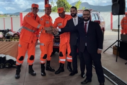 Passagem de comando na cidade de Almenara
