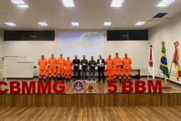 Bombeiros de Uberlândia participam de solenidade para posse de nova diretoria da RINEM