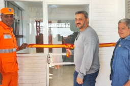 Veteranos do Corpo de Bombeiros são homenageados em solenidade emocionante em Barbacena