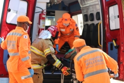 Bombeiros realizam simulado de evacuação da Fundação Hospitalar em Pirapora