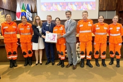 CBMMG recebe materiais da Receita Federal em ação nacional dos programas Receita por Elas e Receita Cidadã